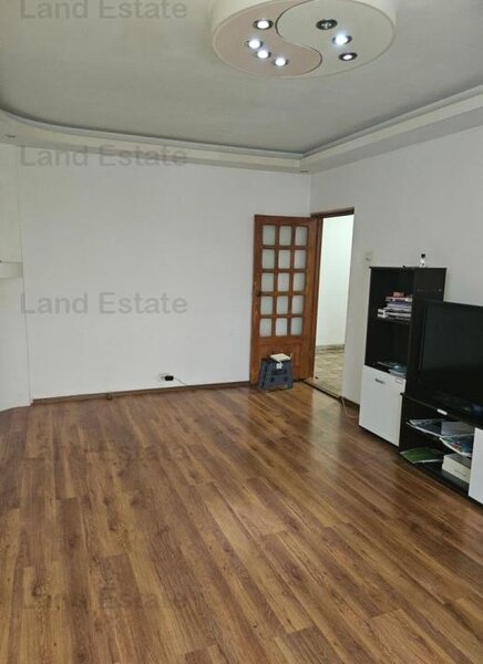 Trei camere cu centrala de apartament Basarabia - Diham