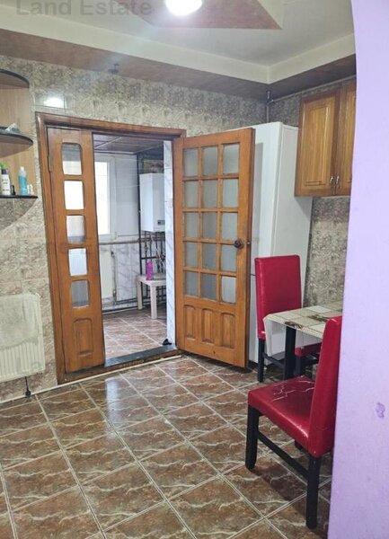 Trei camere cu centrala de apartament Basarabia - Diham